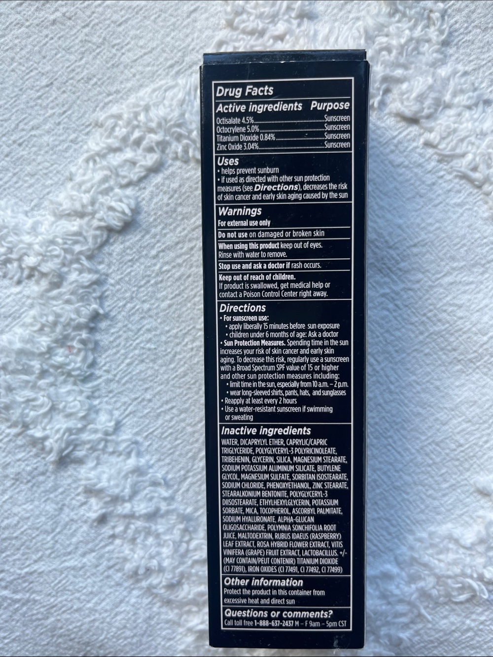 Laura Mercier - Picture 3 of 4